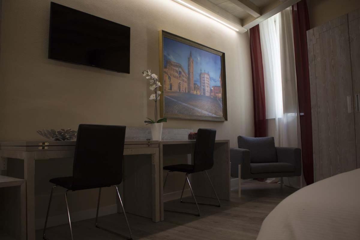 Palazzo Domanto Apartments Parma Eksteriør billede