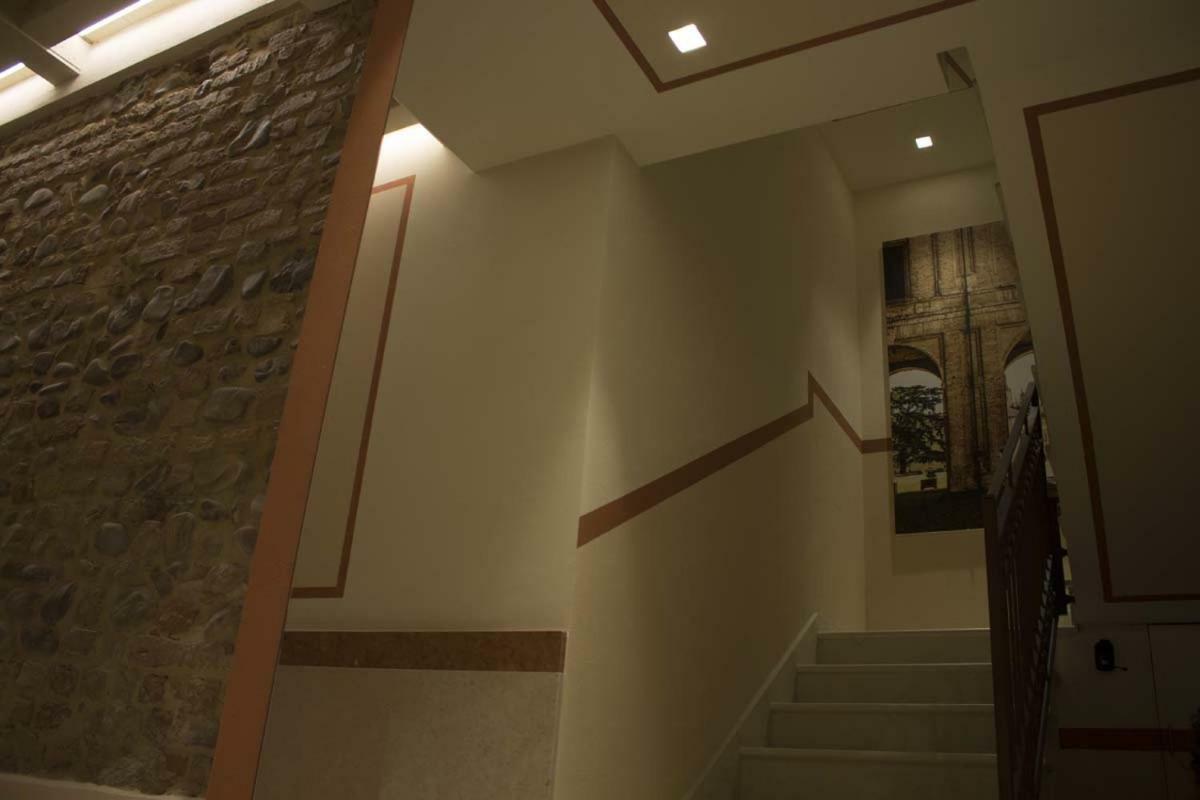 Palazzo Domanto Apartments Parma Eksteriør billede